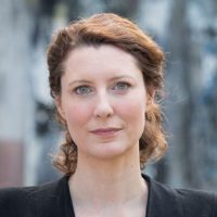 AnnaLisaCox-2-author-photo-lower-res